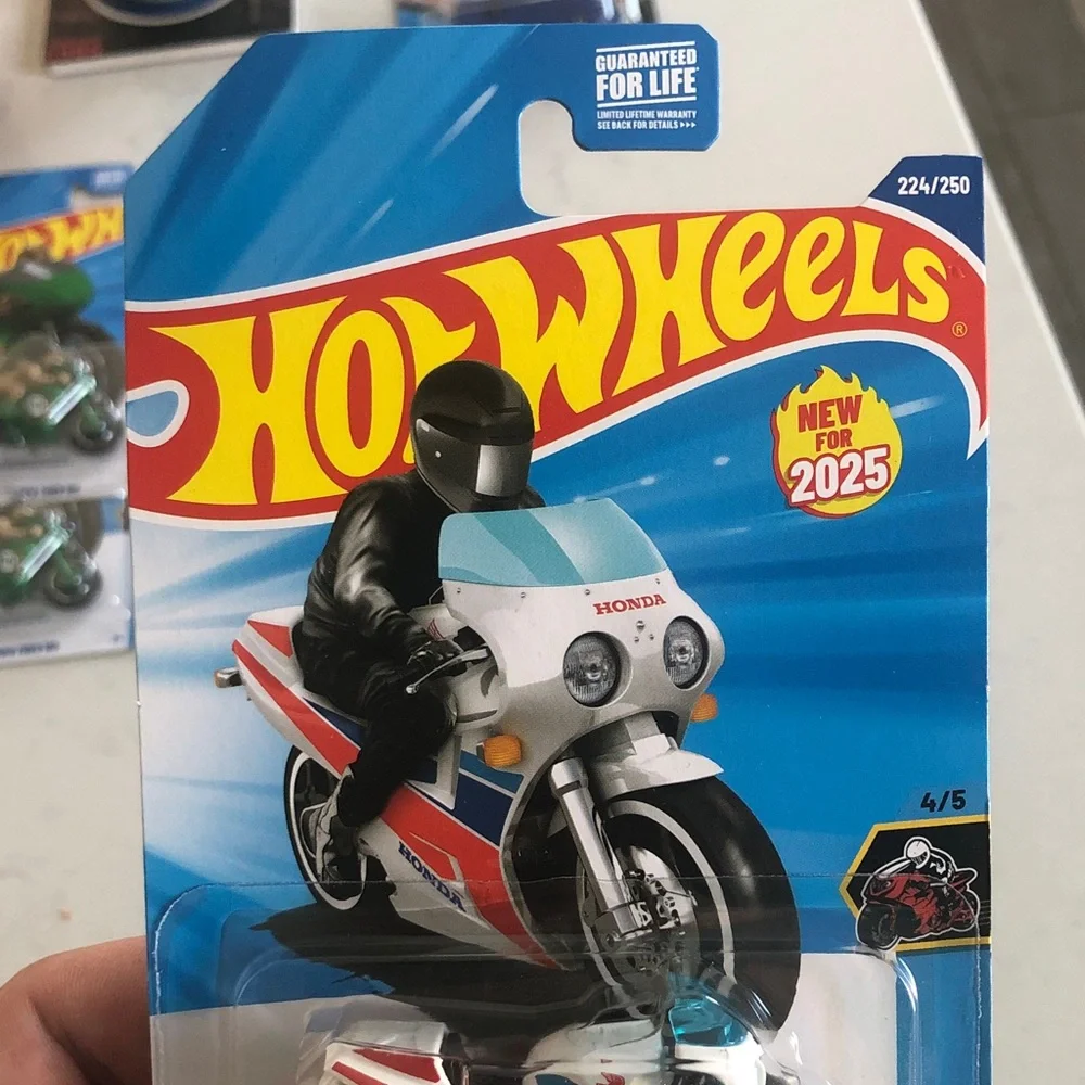 Mattel Hot Wheels Honda VFR750R Toy Motorcycle